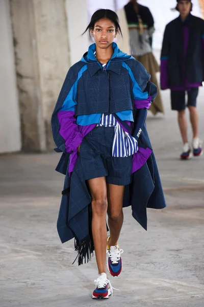 Look 30